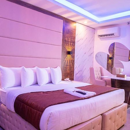 Presken Hotels Ikoyi Lagos Exterior photo